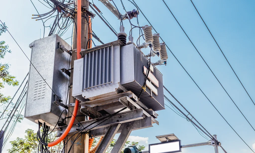 Rede elétrica de distribuição por onde são distribuídos os créditos do sistema de compensação de energia elétrica